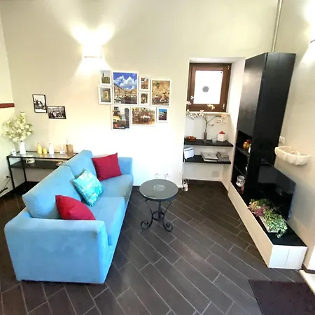 شقة Casa Del Fiore سولمونا